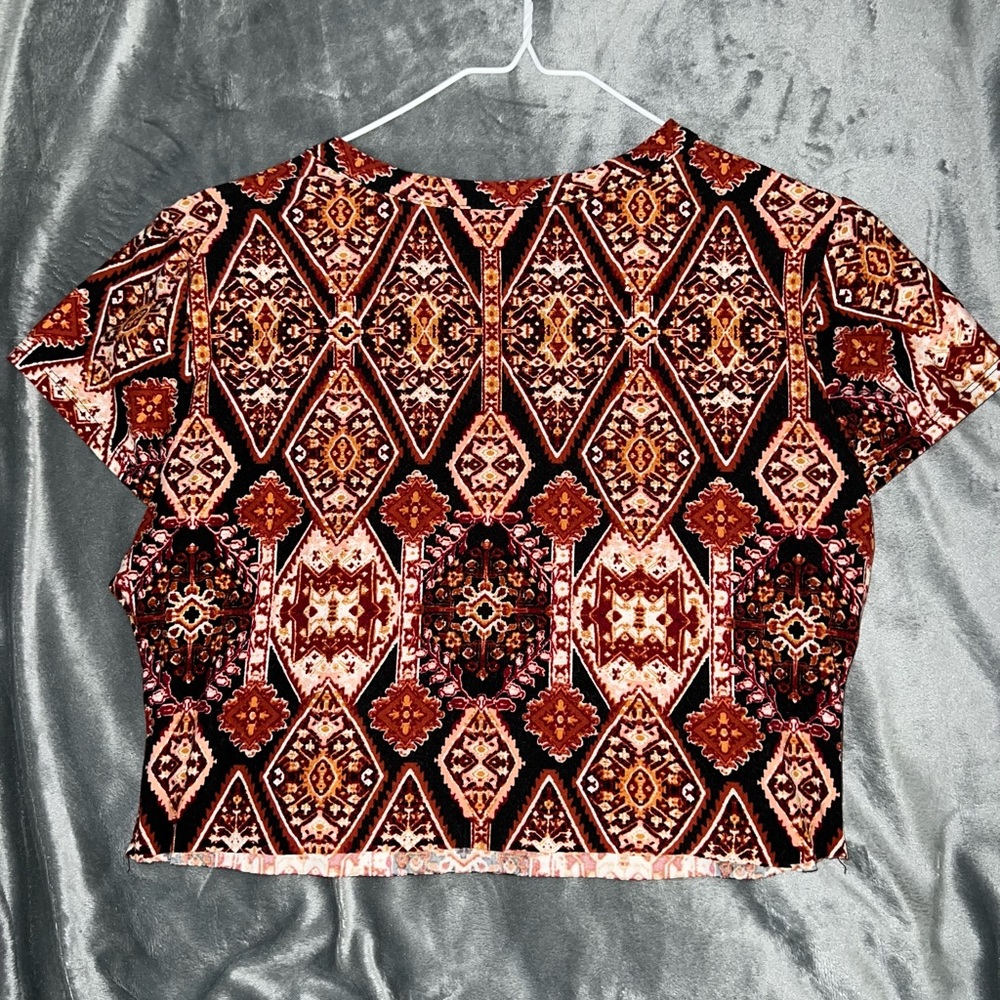 boutique crop top